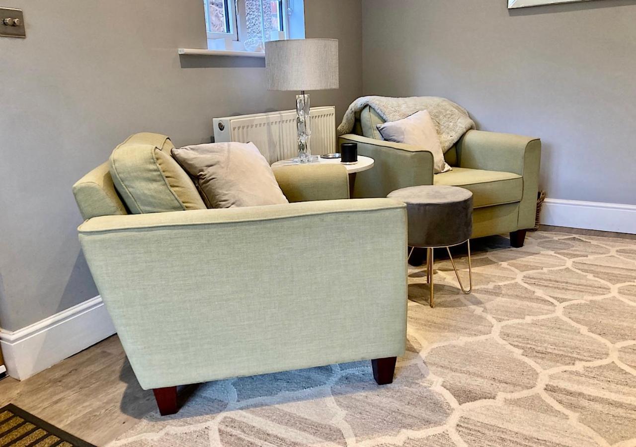 The Lodge Chester - Luxury Apartment For Two, With Free Parking! Hough Green Exteriér fotografie