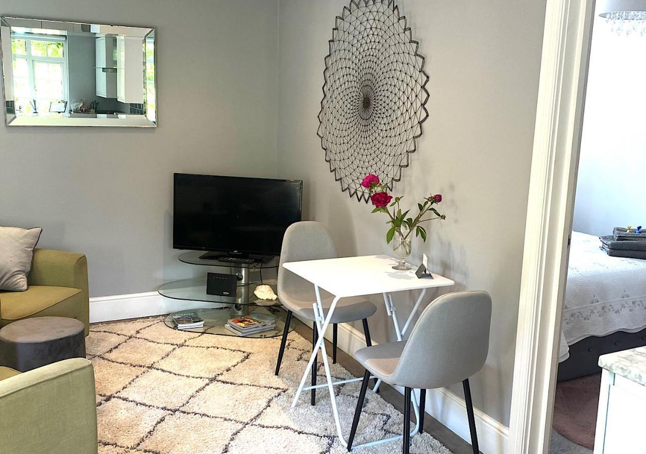The Lodge Chester - Luxury Apartment For Two, With Free Parking! Hough Green Exteriér fotografie